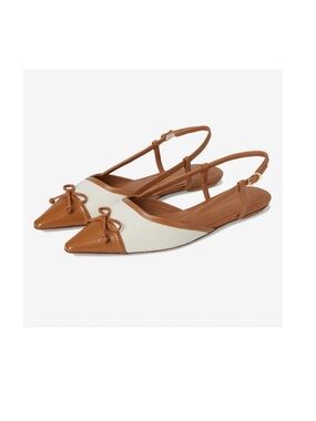 Stuart Weitzman
Kitty Slingback
Women size 6 gently used
$450 
Linen/Hazel
